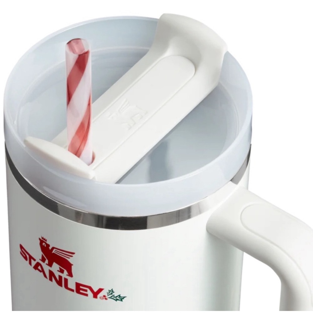 Stanley mistletoe twist peppermint Cyber Monday limited edition 40 ounce